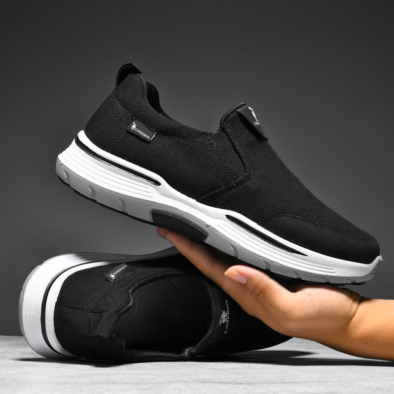 Men’s Slip-On Walking Shoes – Lightweight Cushioned Sole, Waterproof Mesh, Wide Toe Box, Arch Support & Non-Slip Traction