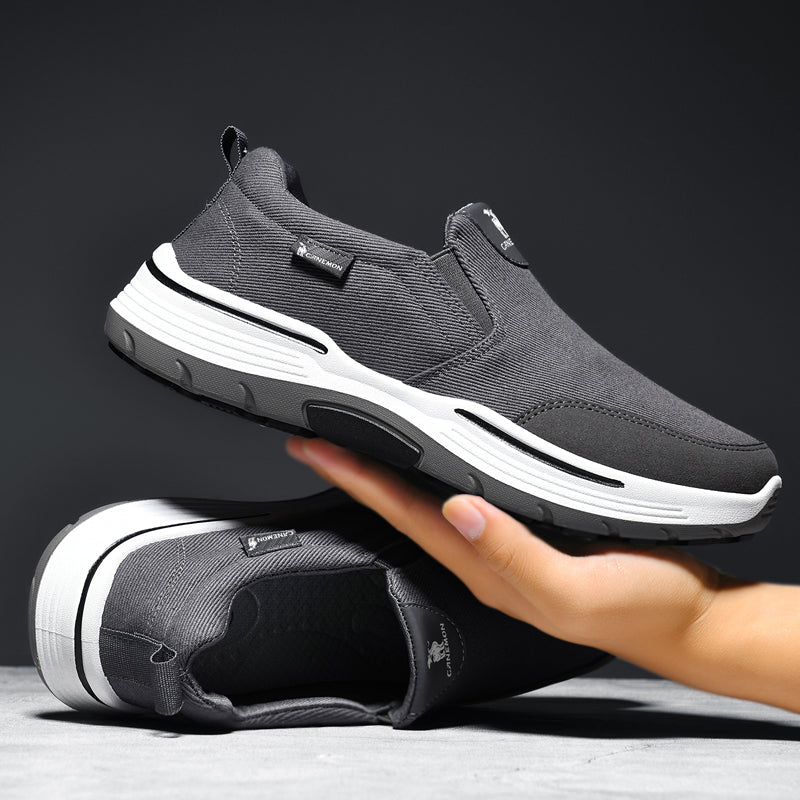 Men’s Slip-On Walking Shoes – Lightweight Cushioned Sole, Waterproof Mesh, Wide Toe Box, Arch Support & Non-Slip Traction