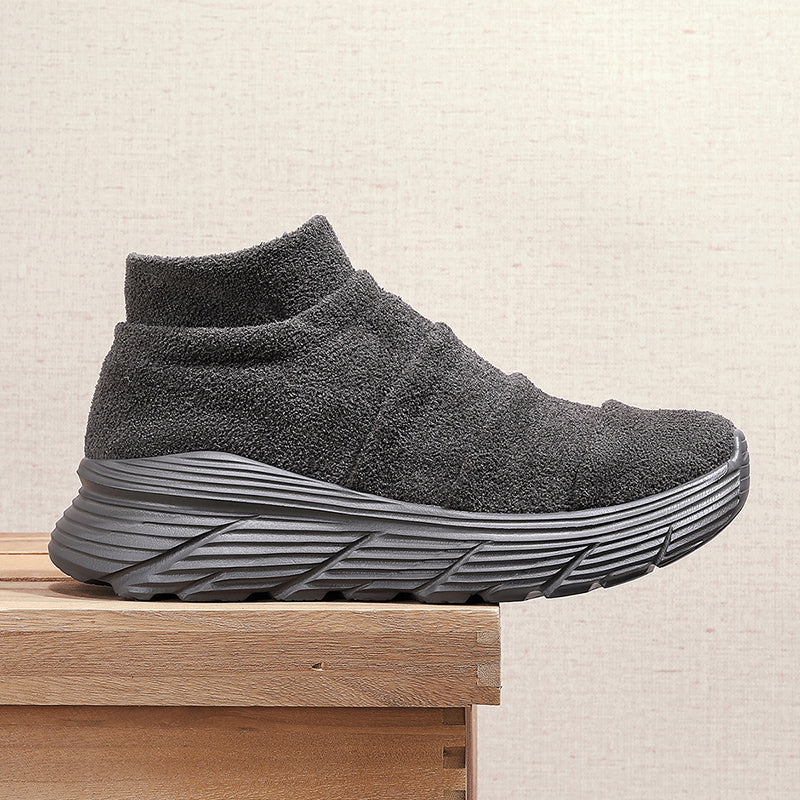 Men’s Thermal-Lined Slip-On Winter Sneakers – Cushioned, Anti-Slip