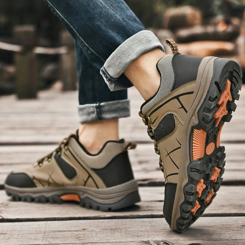 Latest Men's Genuine Leather Non-Slip Waterproof Outdoor Hiking Shoes